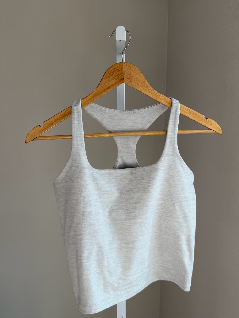 SET Active Formcloud Light Gray Racerback Tank